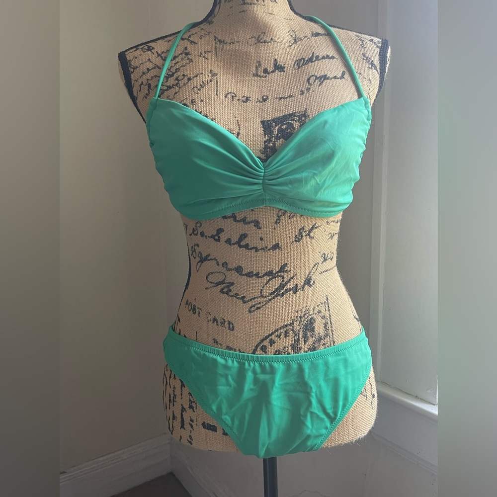 EUC VS Jade Green String Bikini